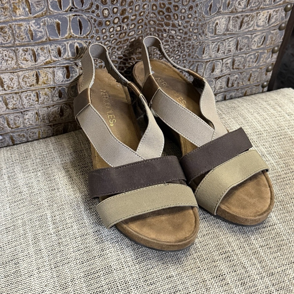 Aerosoles Light Rail Beige Tan Stretch Band Straps Wedge Heel Sandals Women's 6M